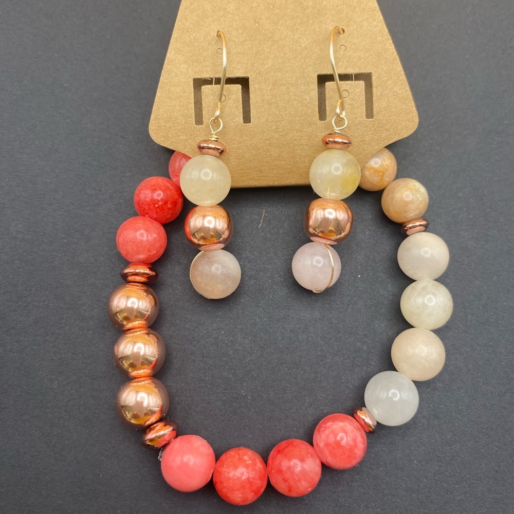 Juego De Pulsera Y Zarcillos De Gatas Y Hematites